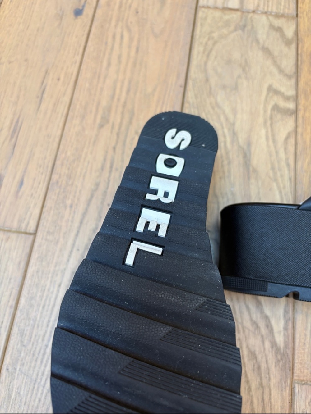 Sorel Black and White Padded Platform Slide Mules worn once - Picture 3 of 6